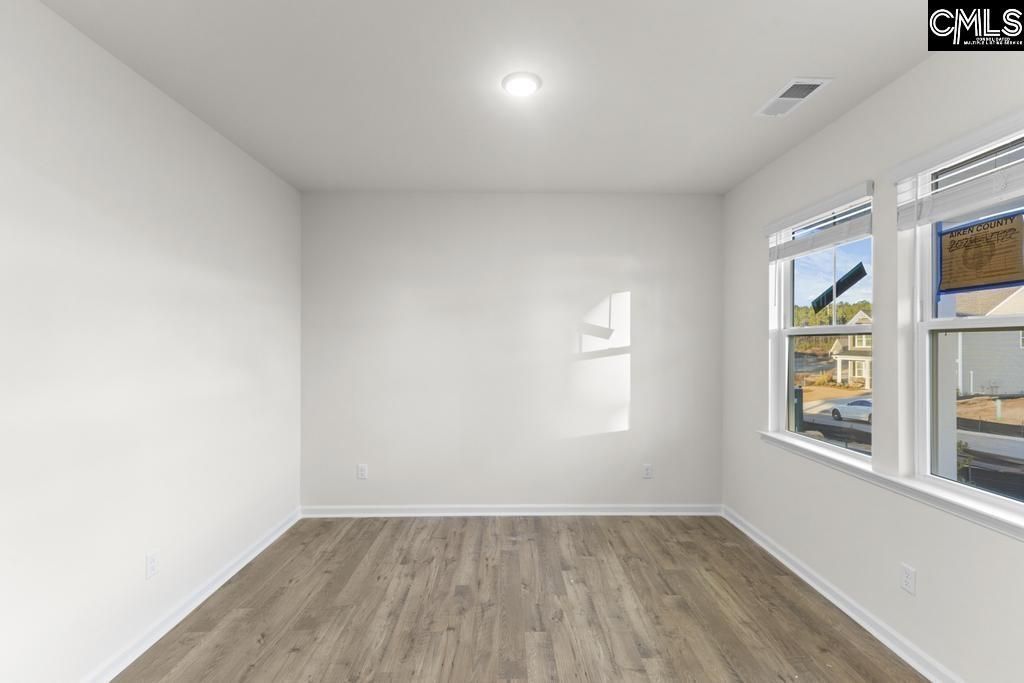 502 Blue Jay Way Photo 6