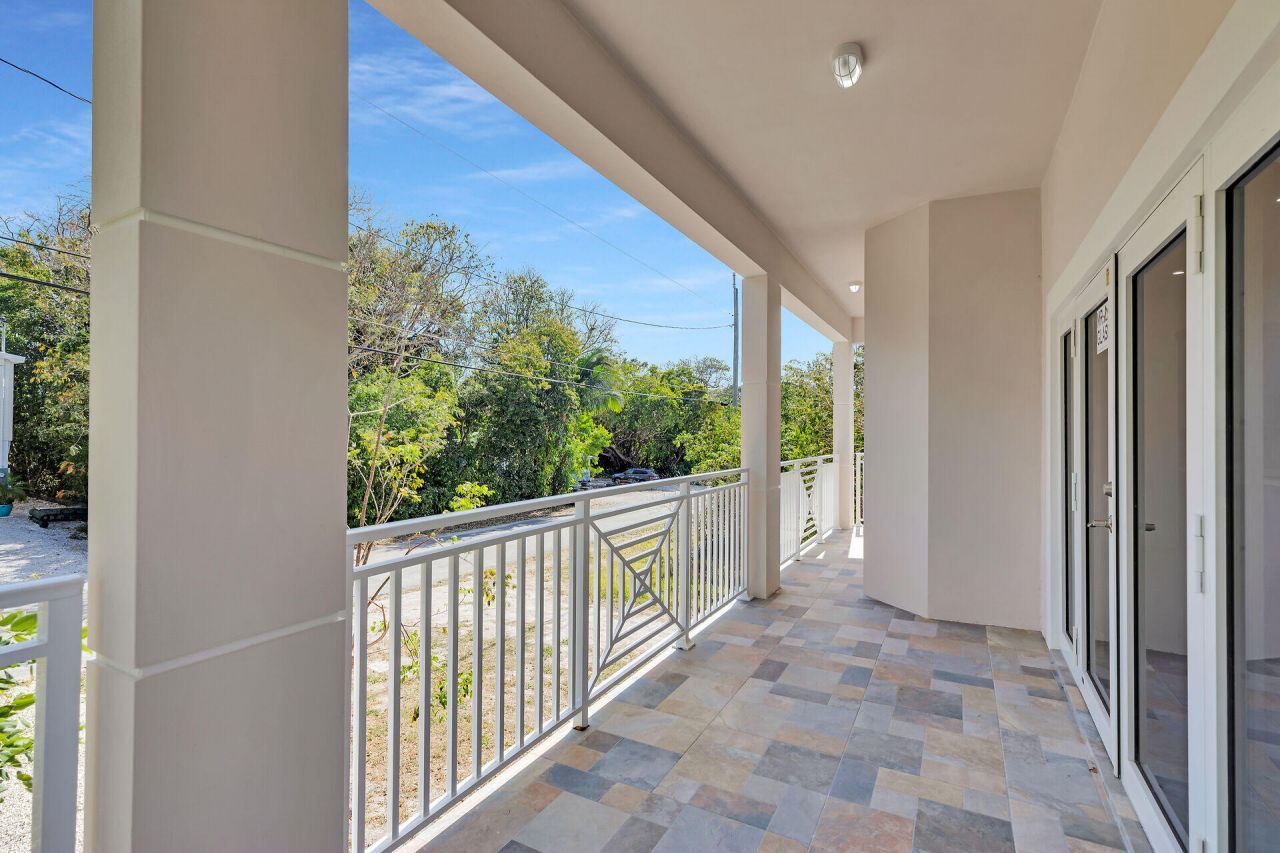 14 Tarpon Avenue, Key Largo, FL 33037 Photo