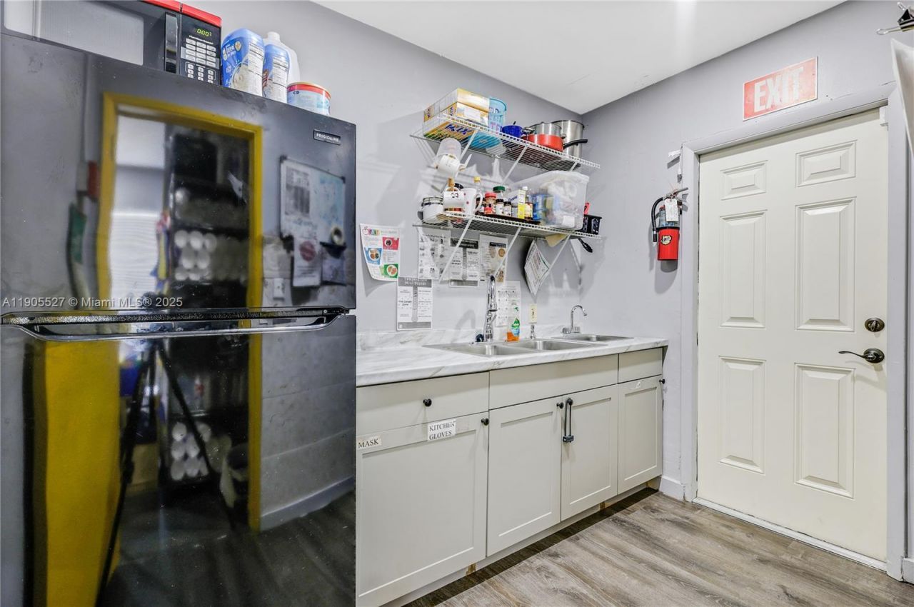 2570 NW 152nd Ter, Miami Gardens, FL 33054 Photo