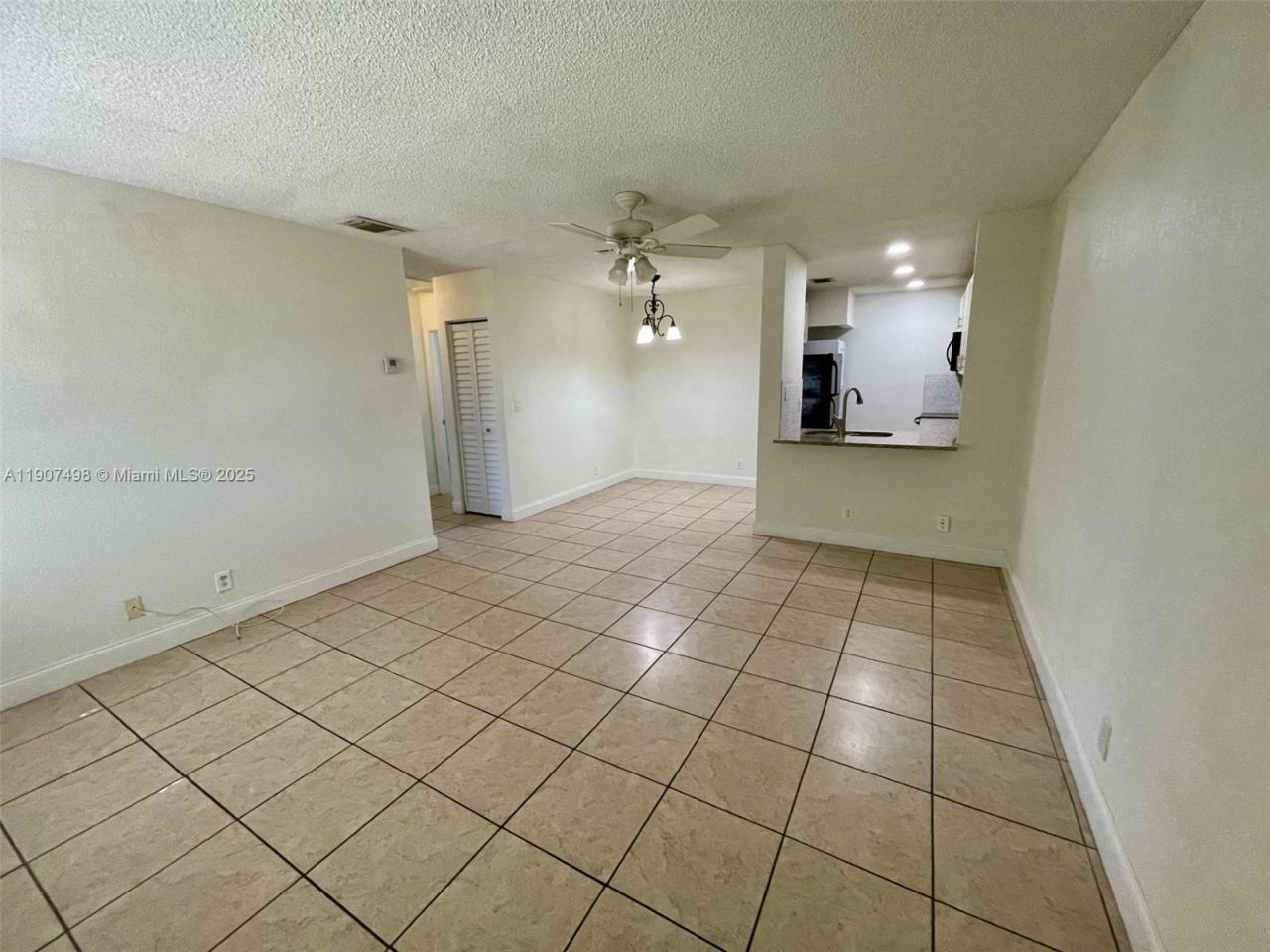 2630 Riverside Dr, Unit 2630, Coral Springs, FL 33065 Photo