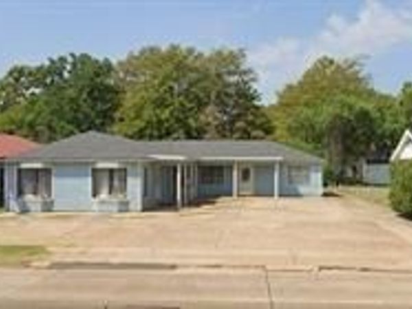 1445 Airline Drive , Bossier City, LA 71112