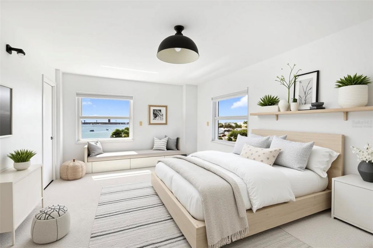 435 S Gulfstream Avenue, Unit 1004, Sarasota, FL 34236 Photo