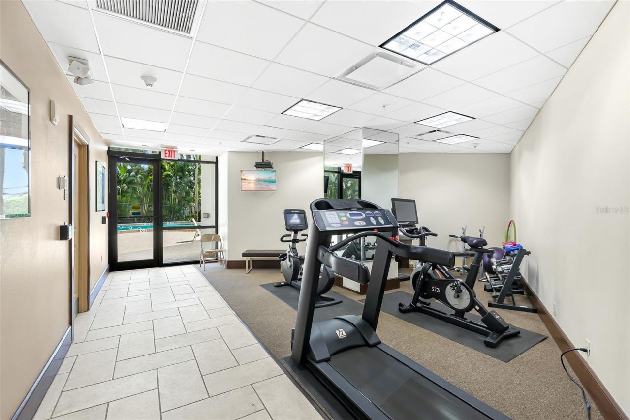 435 S Gulfstream Avenue, Unit 1004, Sarasota, FL 34236 Photo