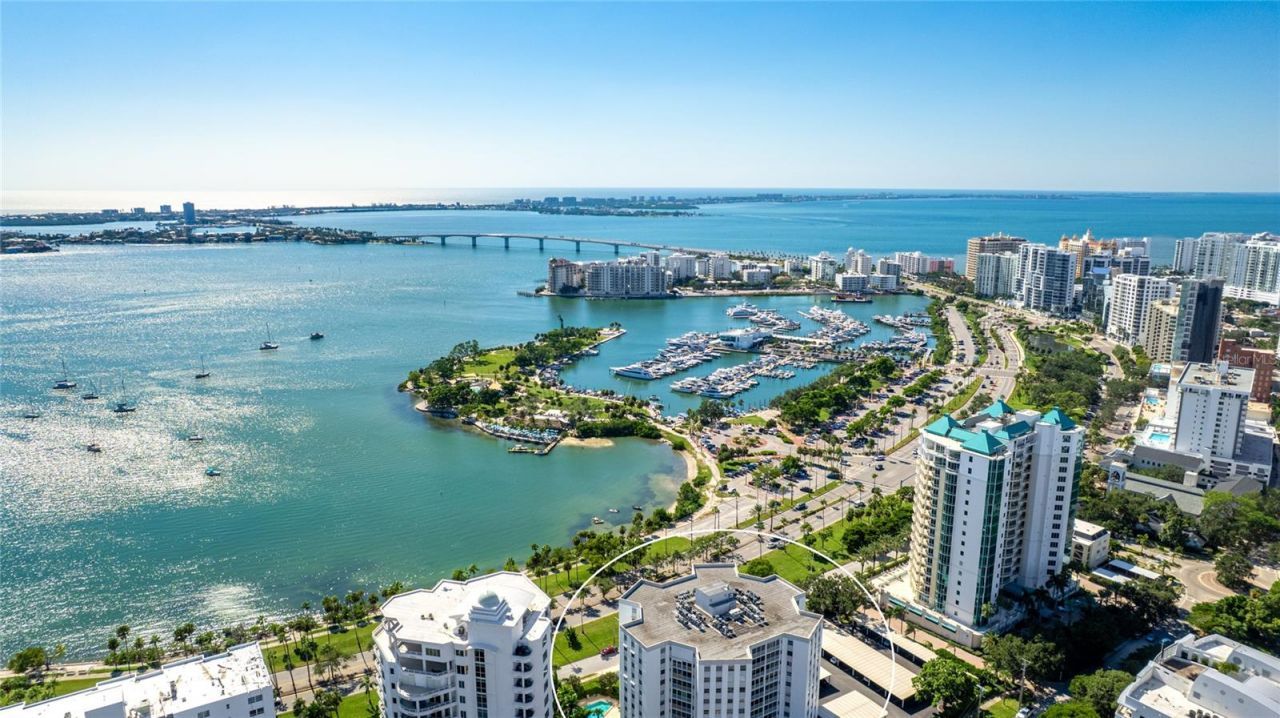 435 S Gulfstream Avenue, Unit 1004, Sarasota, FL 34236 Photo