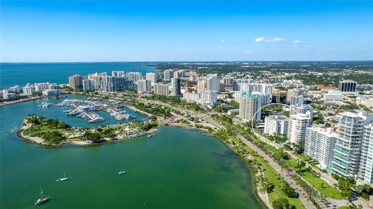 435 S Gulfstream Avenue, Unit 1004, Sarasota, FL 34236 Photo