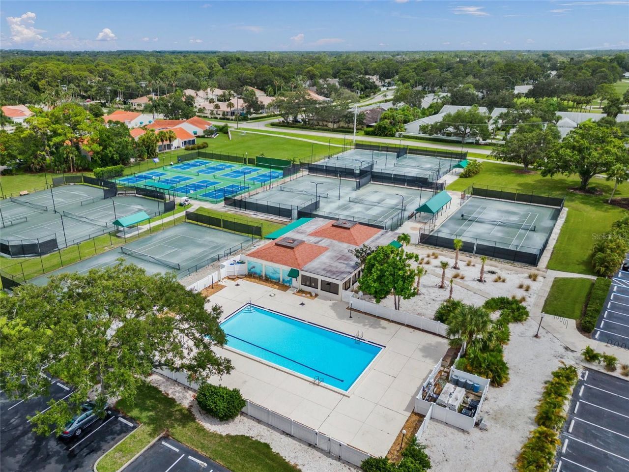 6660 Saint James Crossing, University Park, FL 34201 Photo