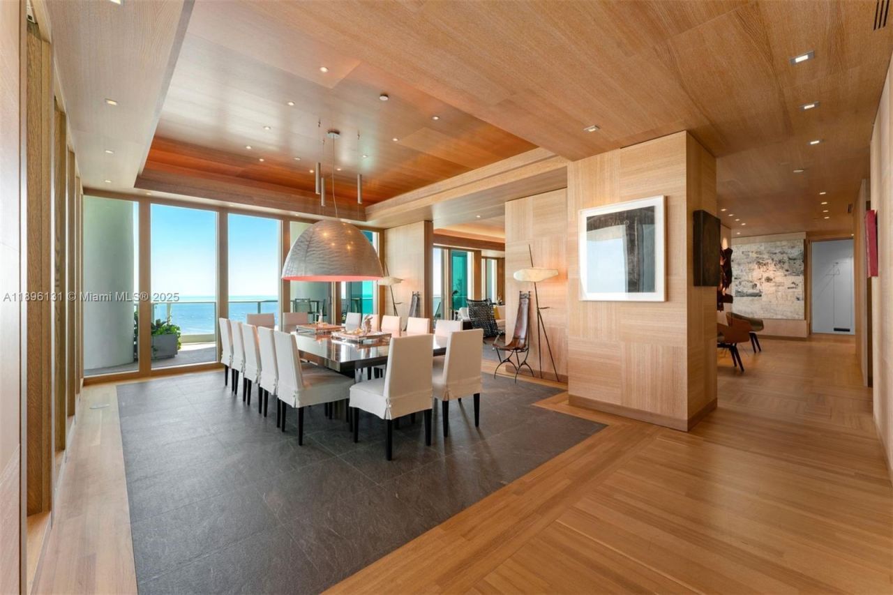 2627 S Bayshore Dr, Unit 3201, Miami, FL 33133 Photo