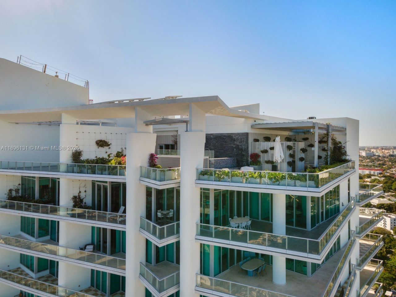 2627 S Bayshore Dr, Unit 3201, Miami, FL 33133 Photo