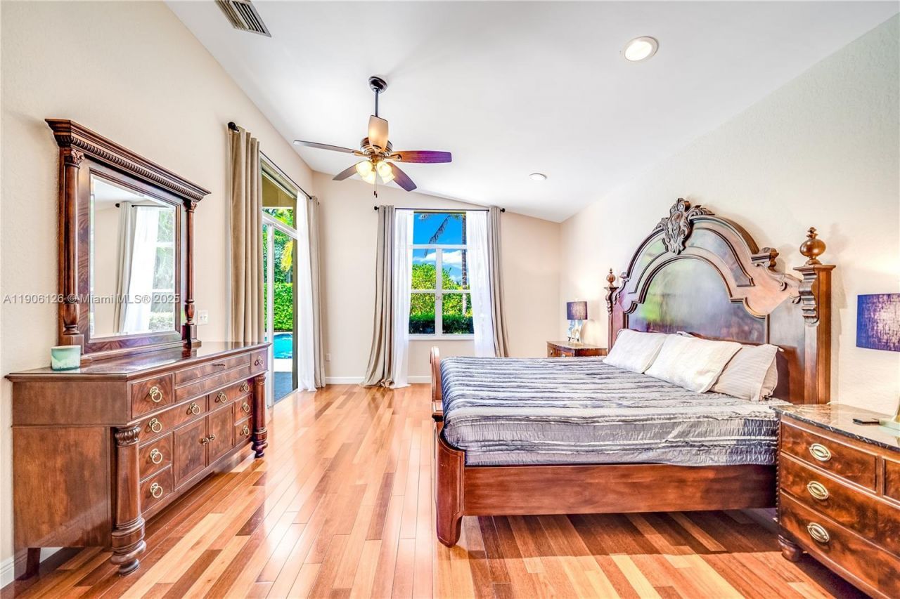 1241 S 13th Ave, Hollywood, FL 33019 Photo