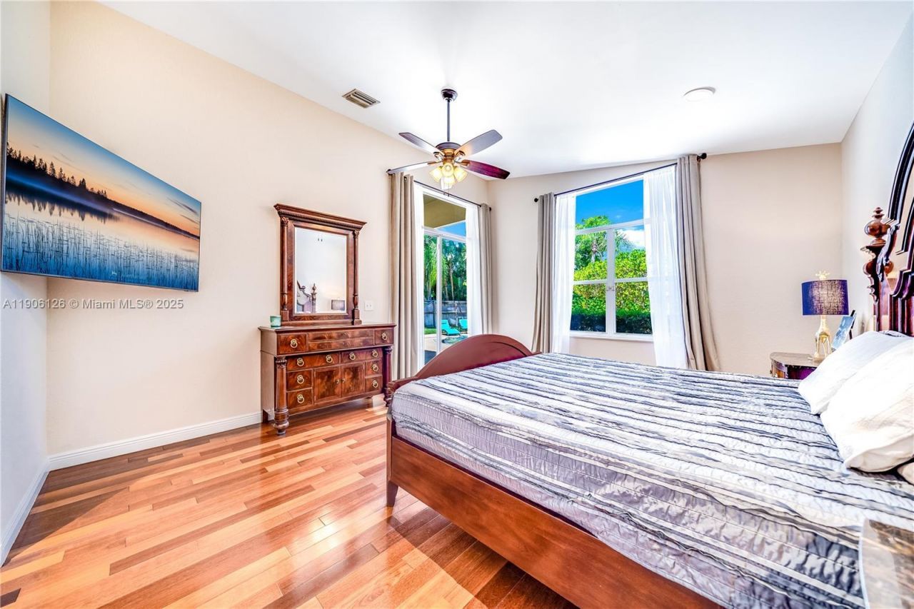 1241 S 13th Ave, Hollywood, FL 33019 Photo