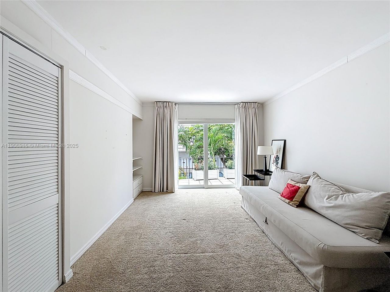 254 Sea View Dr, Unit 5, Key Biscayne, FL 33149 Photo