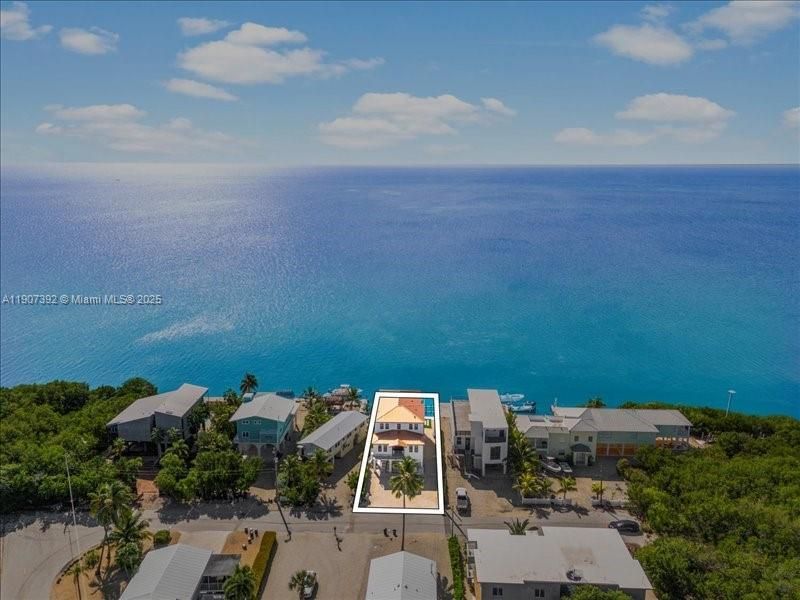 239 Tavernier Dr, Tavernier, FL 33070 Photo