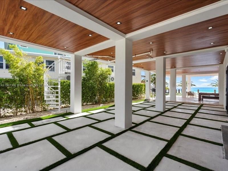 239 Tavernier Dr, Tavernier, FL 33070 Photo