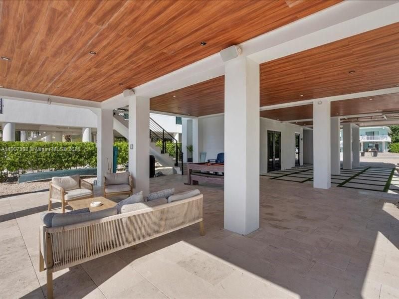 239 Tavernier Dr, Tavernier, FL 33070 Photo