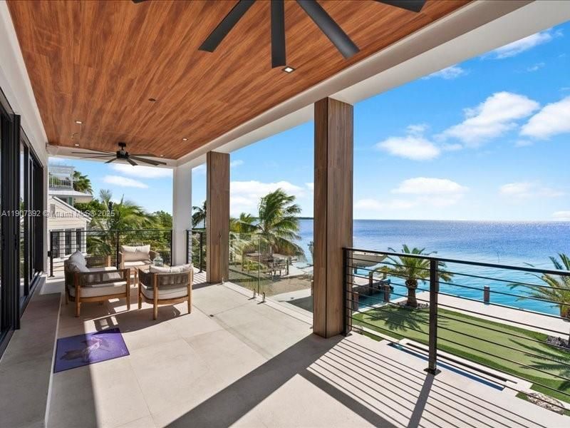 239 Tavernier Dr, Tavernier, FL 33070 Photo