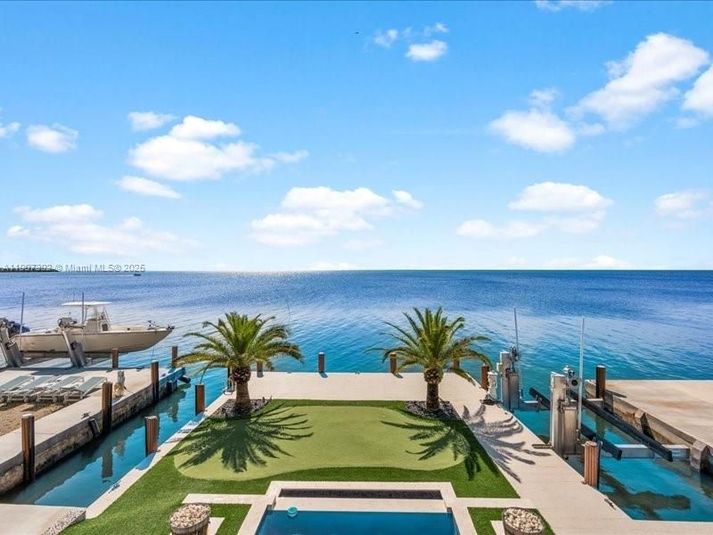 239 Tavernier Dr, Tavernier, FL 33070 Photo