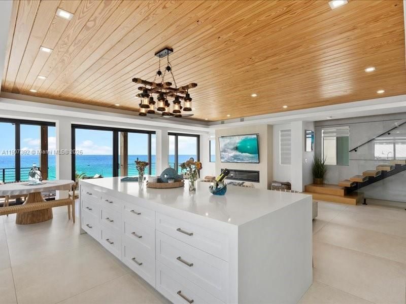 239 Tavernier Dr, Tavernier, FL 33070 Photo