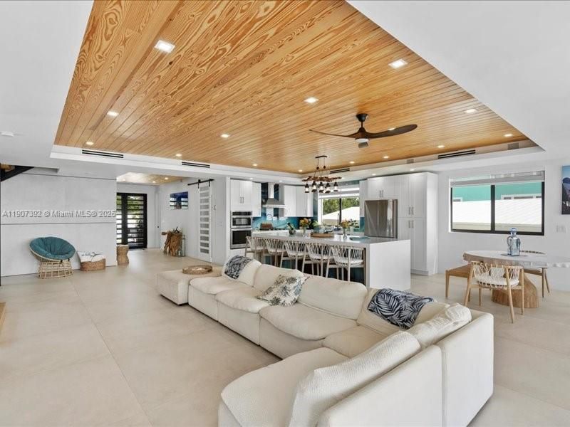 239 Tavernier Dr, Tavernier, FL 33070 Photo