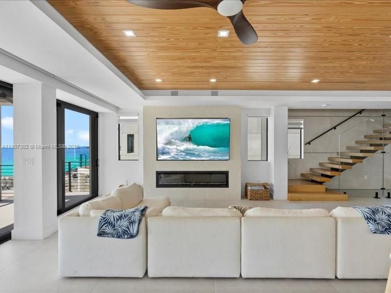 239 Tavernier Dr, Tavernier, FL 33070 Photo