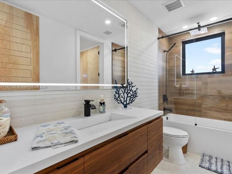 239 Tavernier Dr, Tavernier, FL 33070 Photo