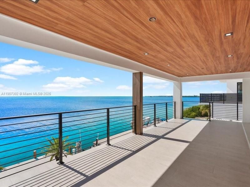 239 Tavernier Dr, Tavernier, FL 33070 Photo