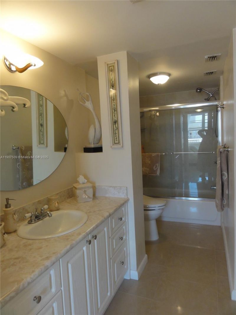 18061 Biscayne Blvd, Unit PH03, Aventura, FL 33160 Photo