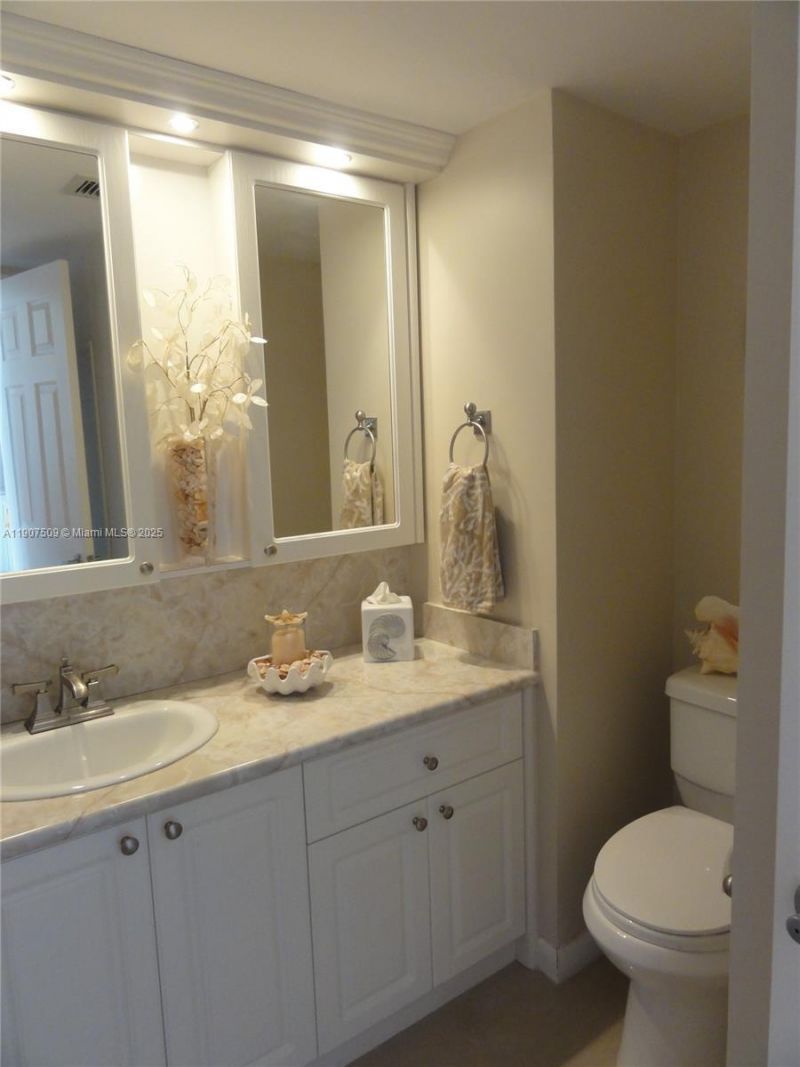 18061 Biscayne Blvd, Unit PH03, Aventura, FL 33160 Photo