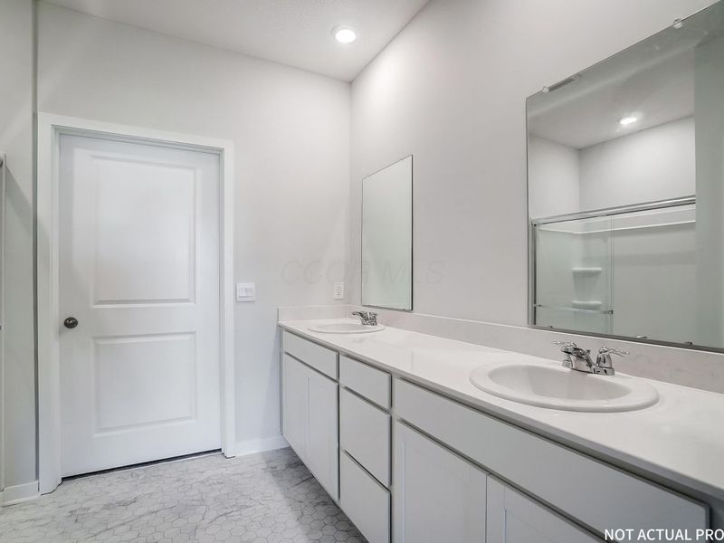 725 Maria Drive, Plain City, OH 43064 Photo 22