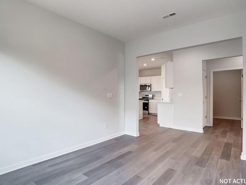 725 Maria Drive, Plain City, OH 43064 Photo 8