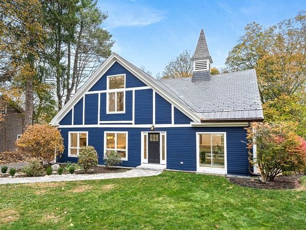 7 Cliff Rd, Wellesley, MA 02481