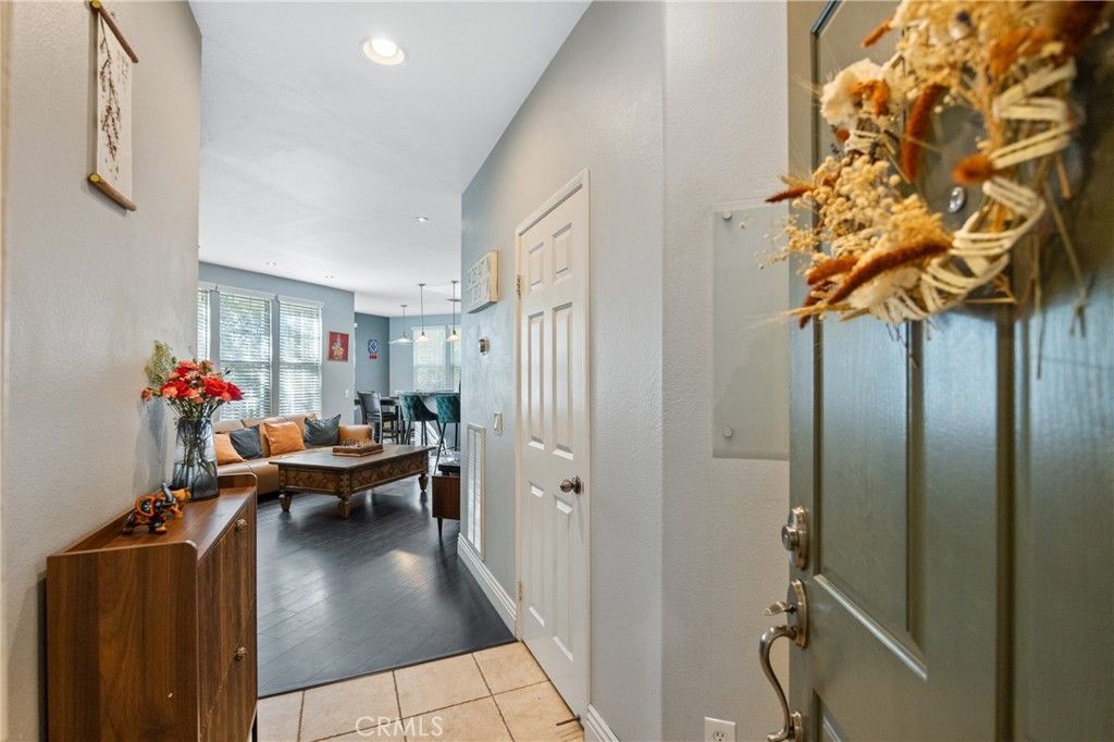 24120 Victoria, Unit 47, Valencia, CA 91355 Main Photo