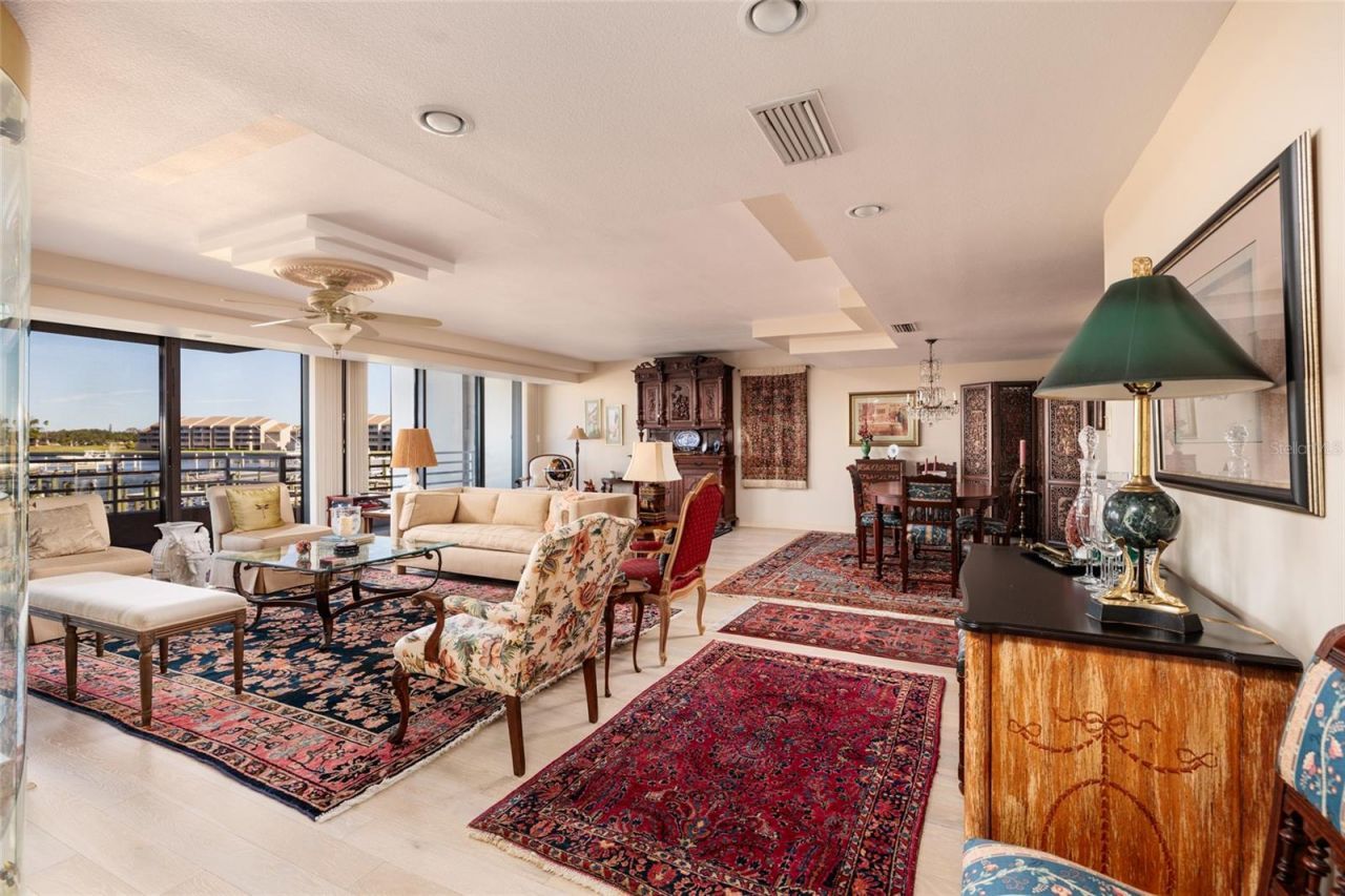 2795 Kipps Colony Drive S, Unit 101-102, Saint Petersburg, FL 33707 Photo