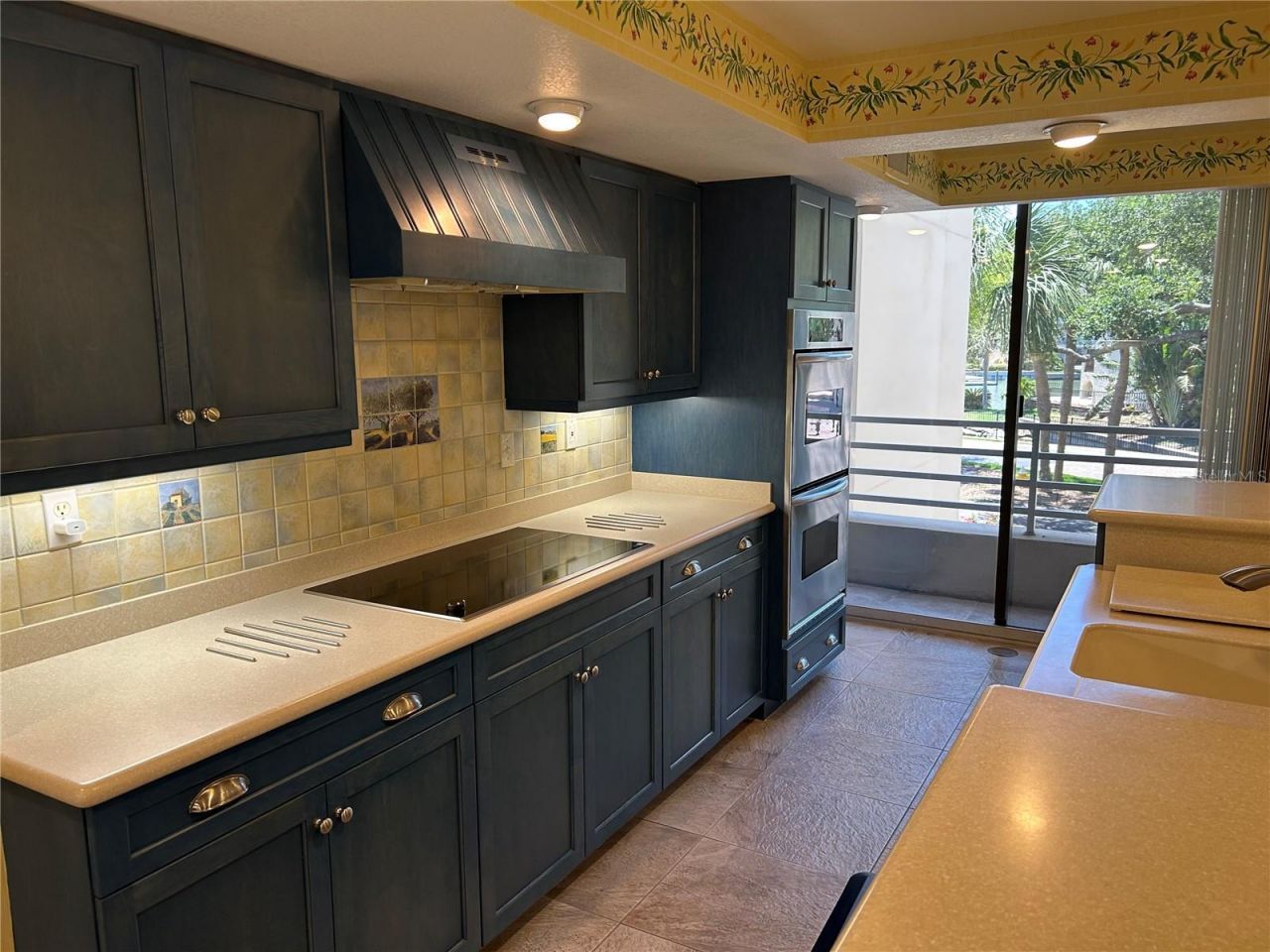 2795 Kipps Colony Drive S, Unit 101-102, Saint Petersburg, FL 33707 Photo