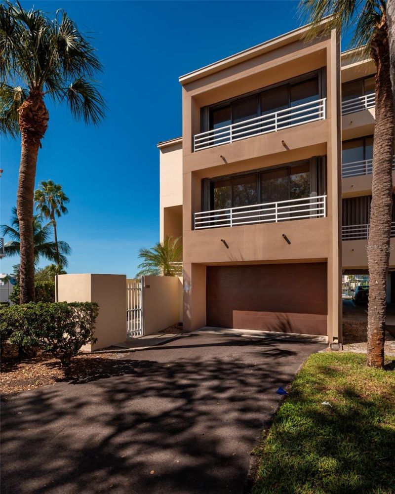 2795 Kipps Colony Drive S, Unit 101-102, Saint Petersburg, FL 33707 Photo