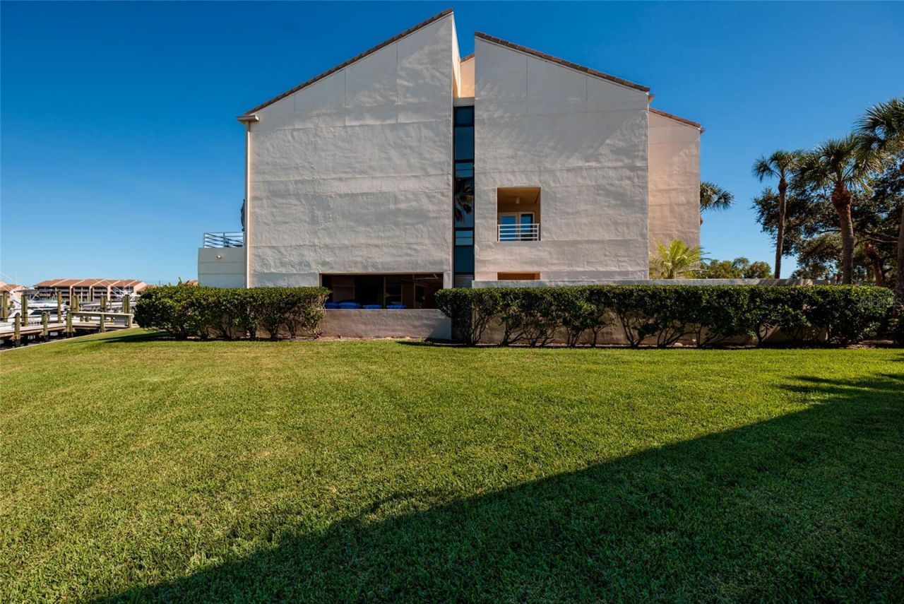 2795 Kipps Colony Drive S, Unit 101-102, Saint Petersburg, FL 33707 Photo