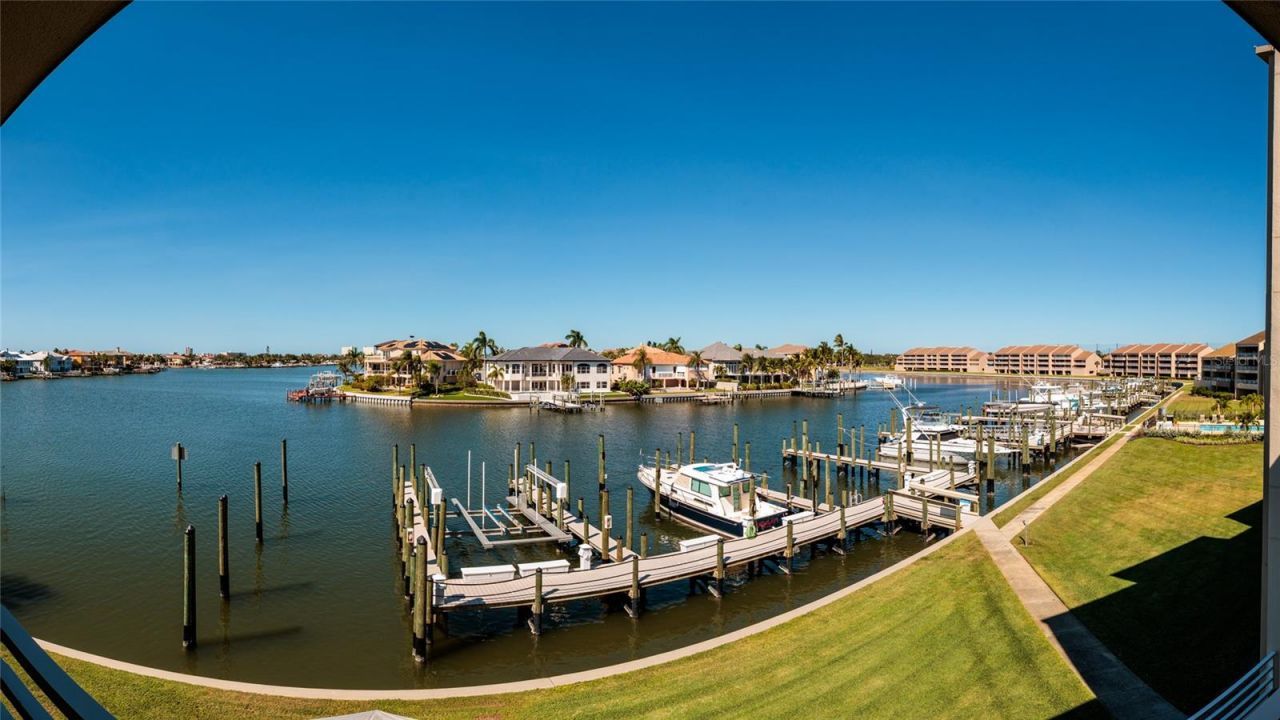 2795 Kipps Colony Drive S, Unit 101-102, Saint Petersburg, FL 33707 Photo