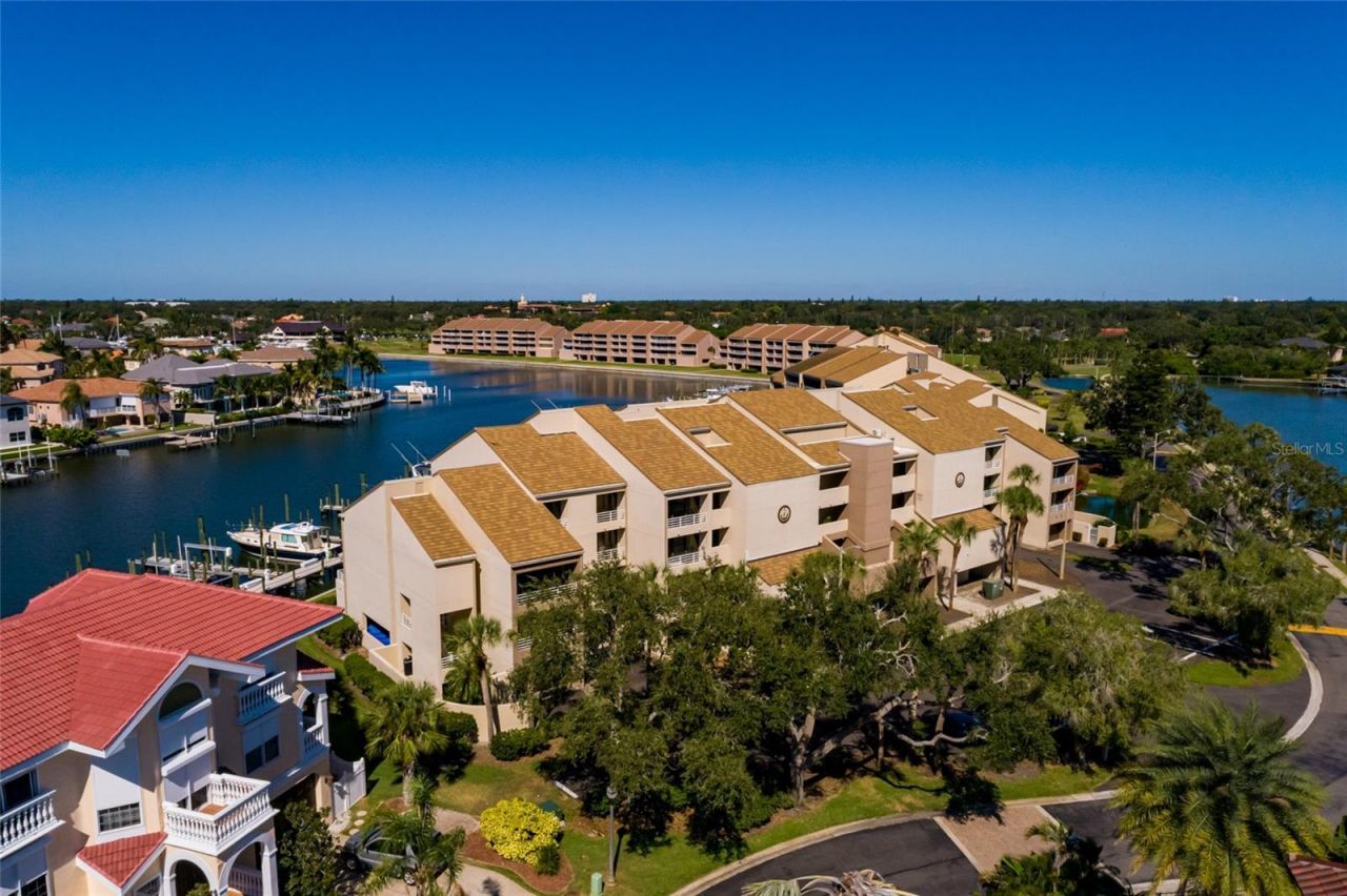 2795 Kipps Colony Drive S, Unit 101-102, Saint Petersburg, FL 33707 Photo