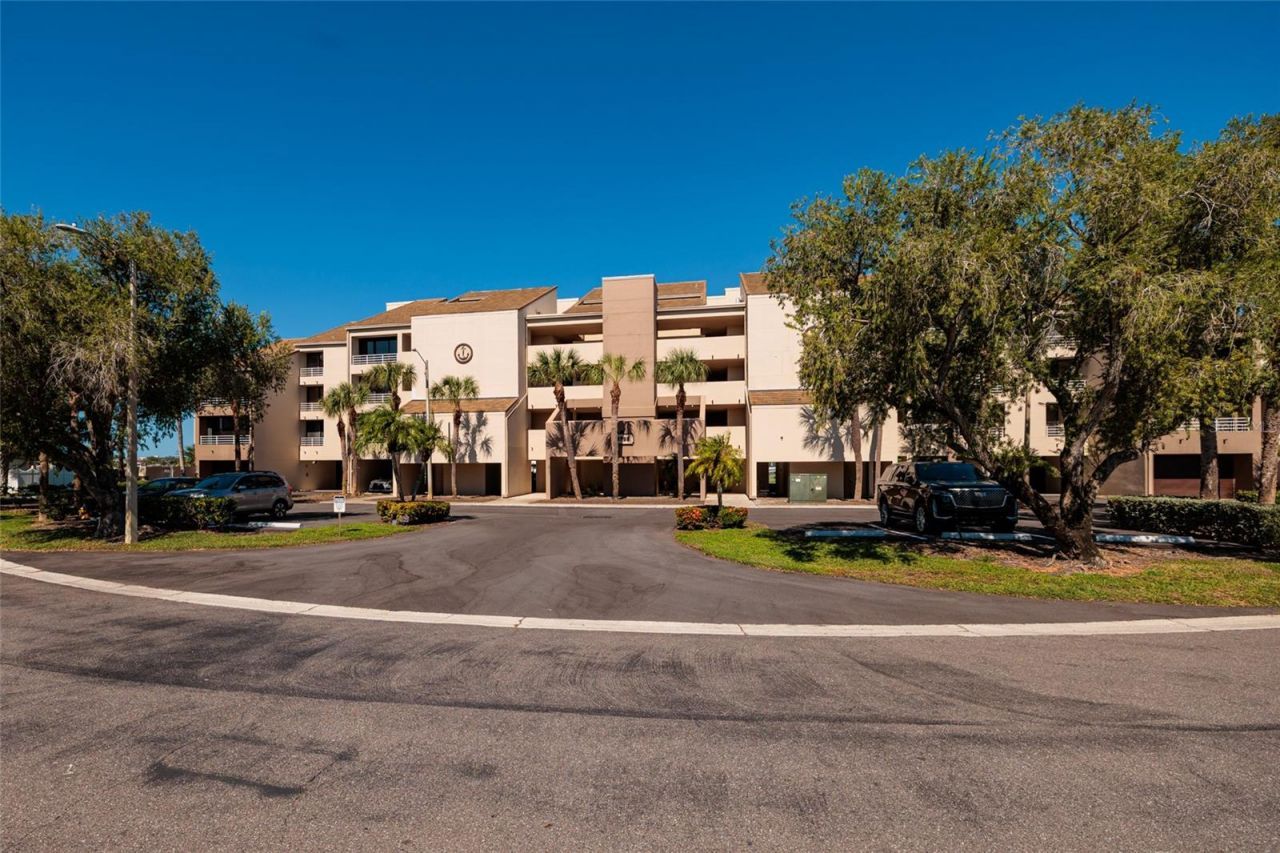 2795 Kipps Colony Drive S, Unit 101-102, Saint Petersburg, FL 33707 Photo