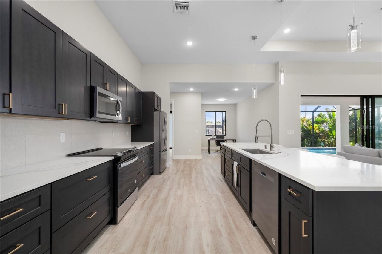 198 Gulfview Road, Punta Gorda, FL 33950 Photo