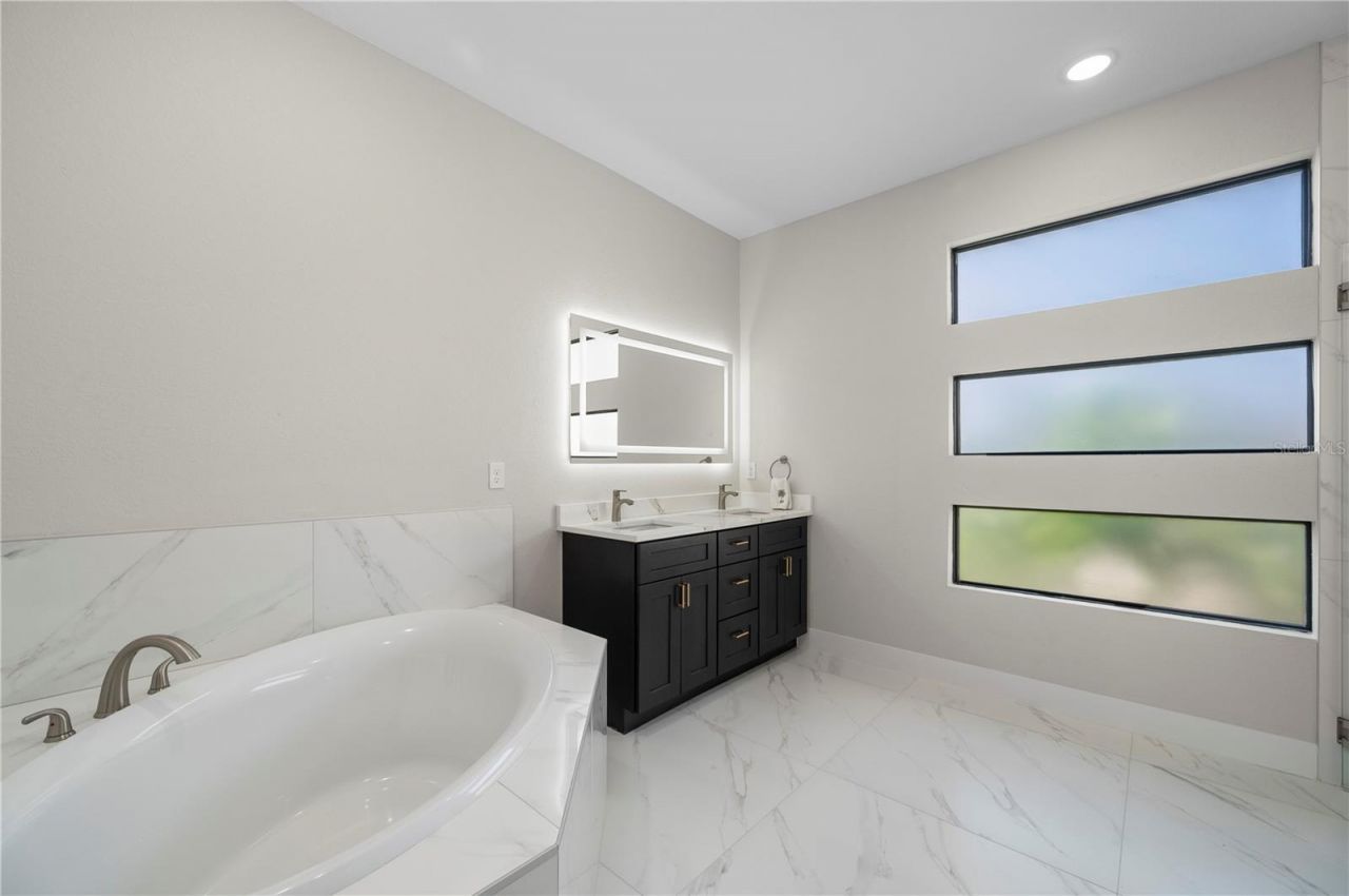 198 Gulfview Road, Punta Gorda, FL 33950 Photo