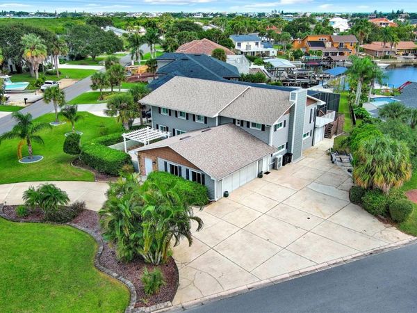 301 QUAY ASSISI, NEW SMYRNA BEACH, FL 32169