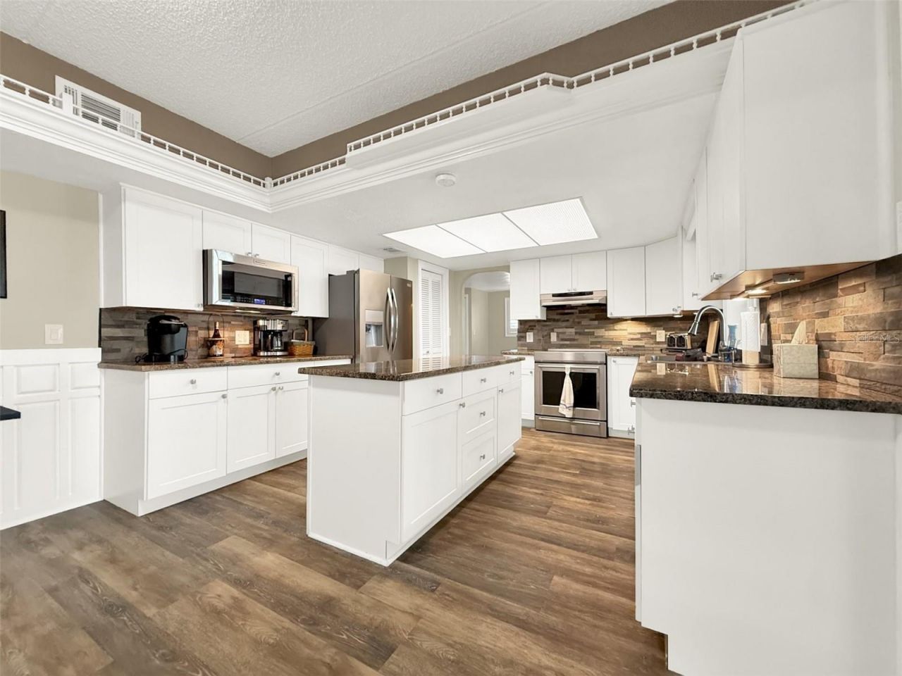 301 Quay Assisi, New Smyrna Beach, FL 32169 Photo