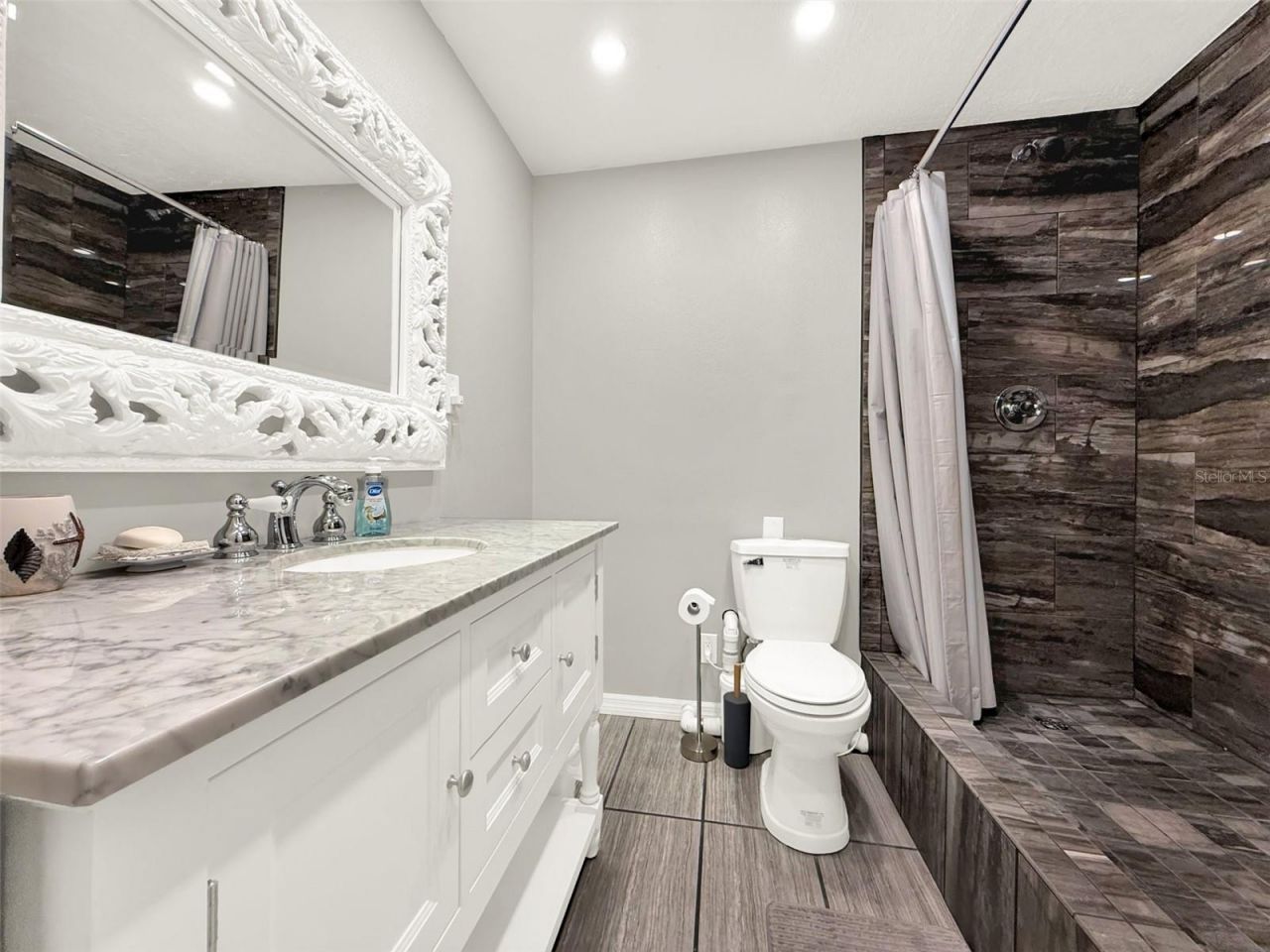 301 Quay Assisi, New Smyrna Beach, FL 32169 Photo