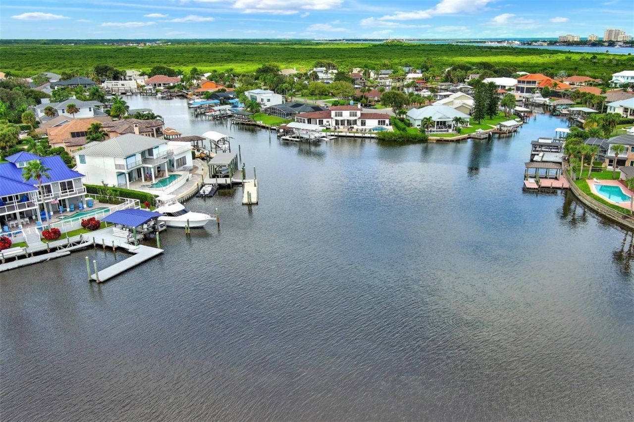 301 Quay Assisi, New Smyrna Beach, FL 32169 Photo