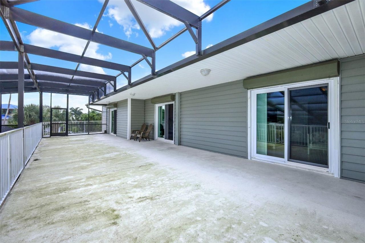 301 Quay Assisi, New Smyrna Beach, FL 32169 Photo