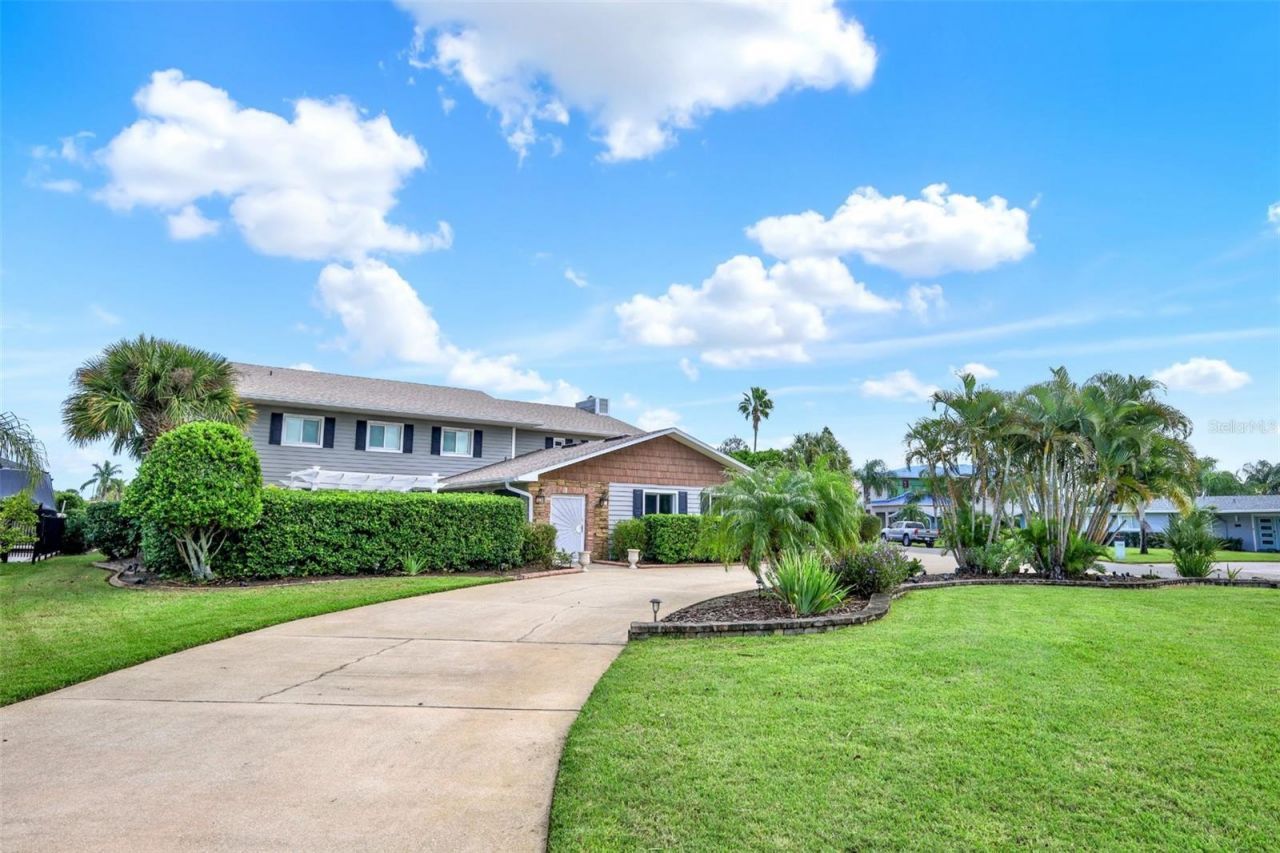 301 Quay Assisi, New Smyrna Beach, FL 32169 Photo