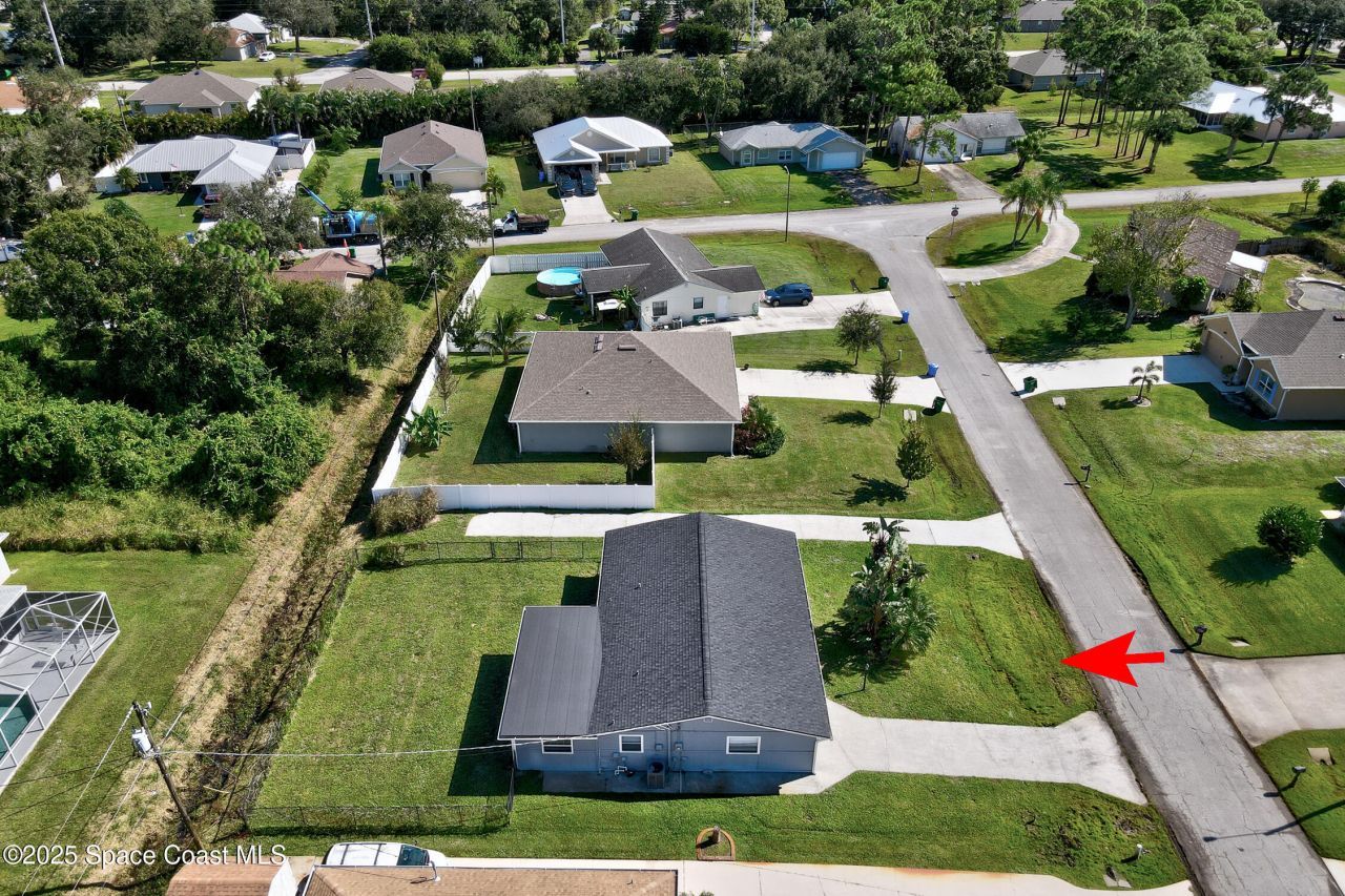 918 Bermuda Avenue, Sebastian, FL 32958 Photo