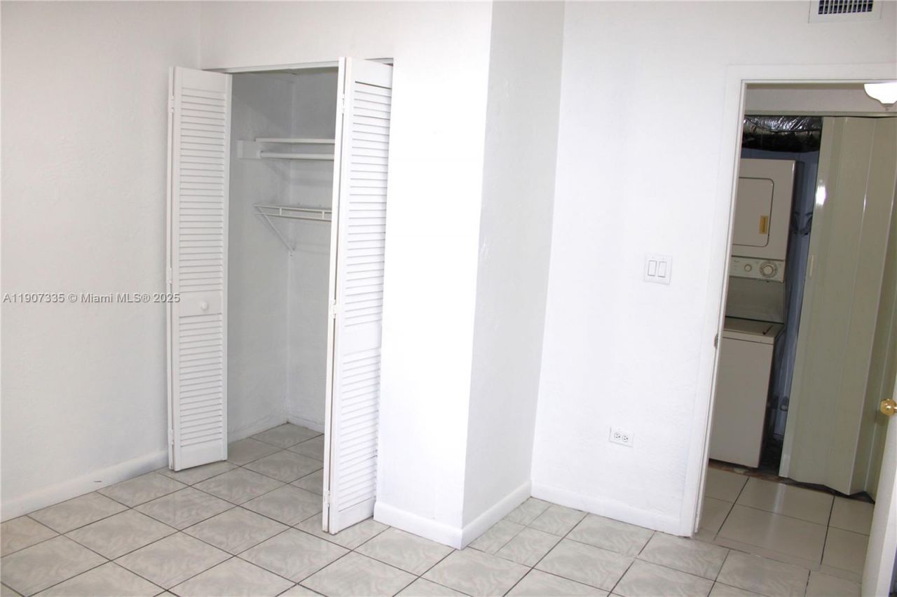 9760 SW 184th St, Unit 12D, Cutler Bay, FL 33157 Photo