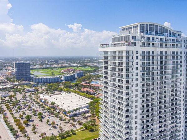 4010 S Ocean Dr, Unit R1709, Hollywood, FL 33019