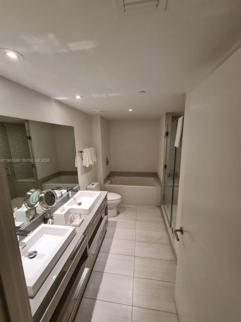 4010 S Ocean Dr, Unit R1709, Hollywood, FL 33019 Photo